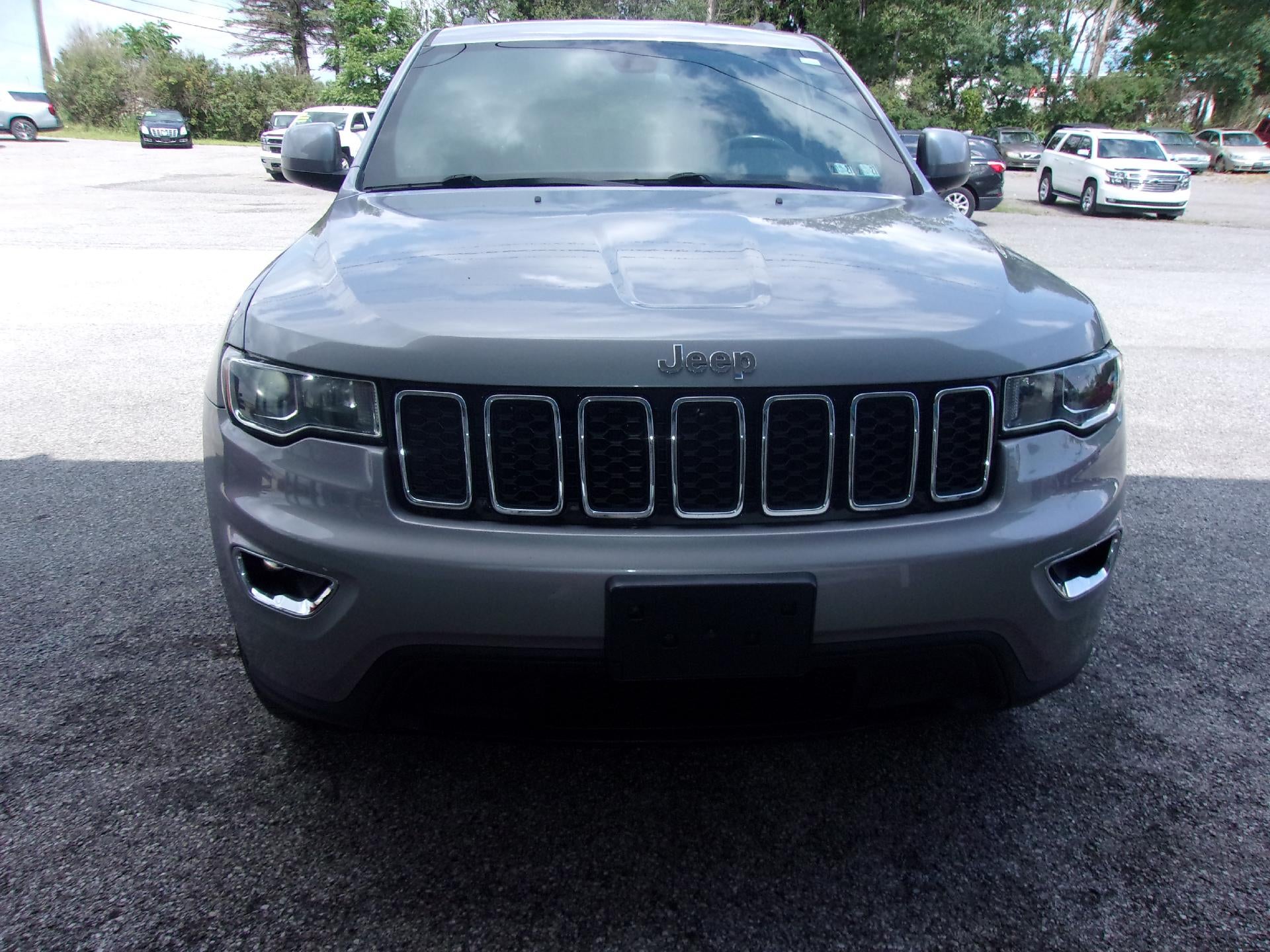2018 Jeep Grand Cherokee Laredo 4x4 *Ltd Avail*