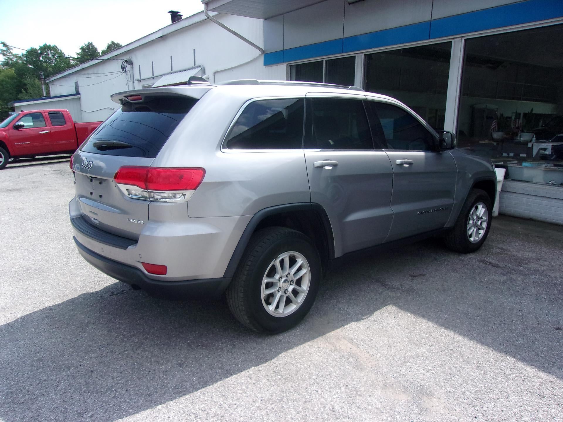 2018 Jeep Grand Cherokee Laredo 4x4 *Ltd Avail*