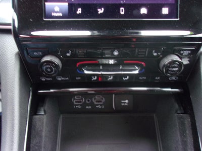 2022 Jeep Grand Cherokee L Laredo 4x4