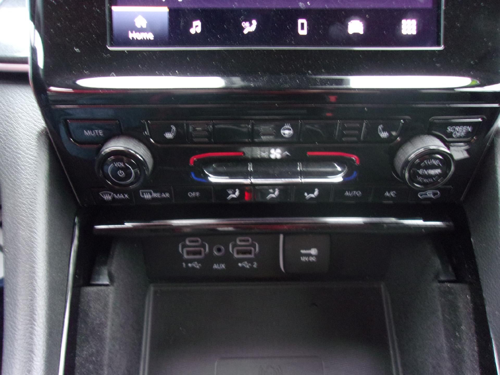 2022 Jeep Grand Cherokee L Laredo 4x4