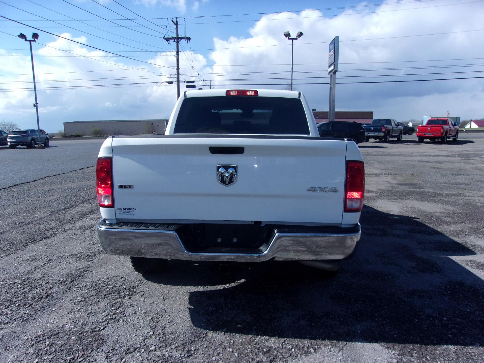 2023 RAM 1500 Classic SLT 4x4 Crew Cab 5'7" Box