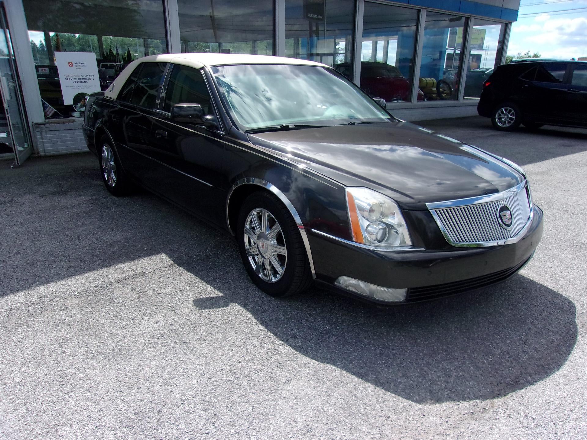 2008 Cadillac DTS 4dr Sdn w/1SA
