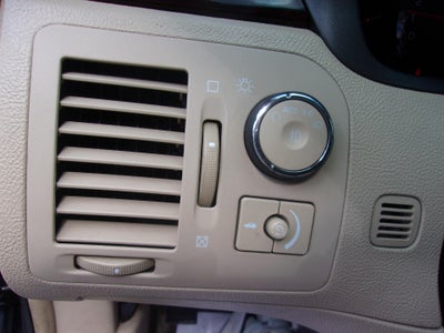 2008 Cadillac DTS 4dr Sdn w/1SA