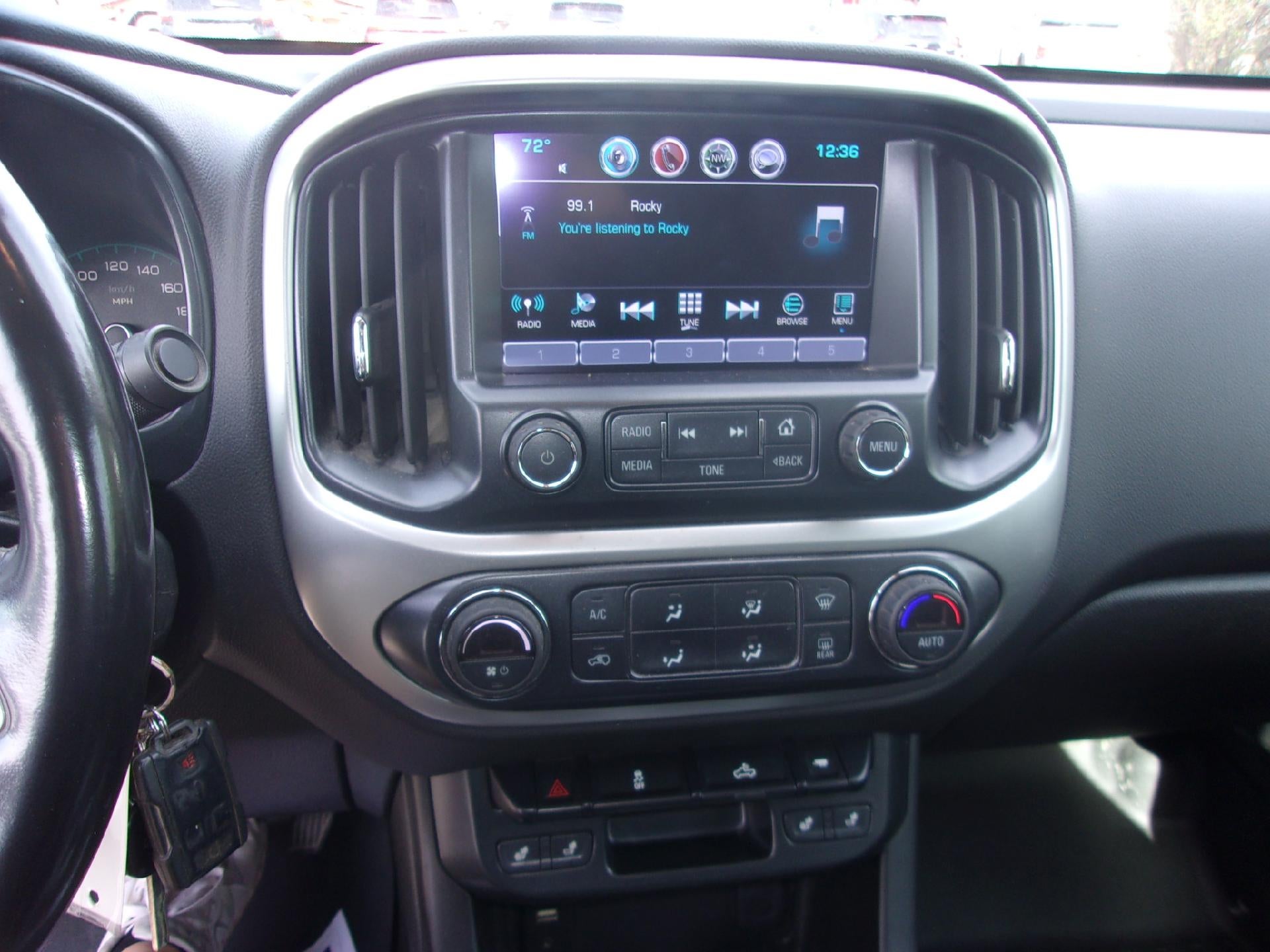 2017 Chevrolet Colorado Extended Cab Long Box 4-Wheel Drive LT