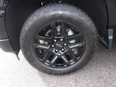 2023 Chevrolet Silverado 1500 Crew Cab Short Box 4-Wheel Drive Custom