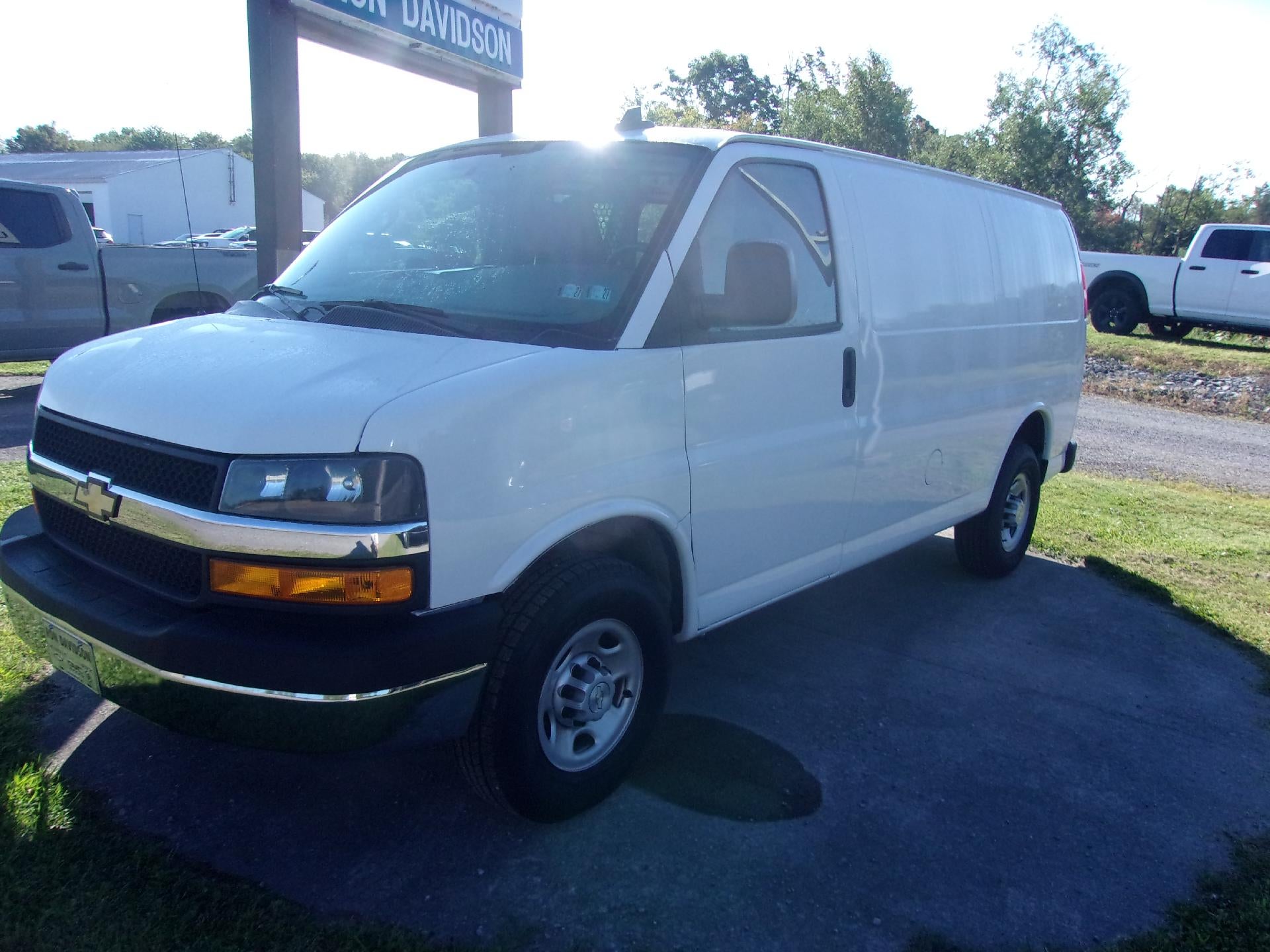 2020 Chevrolet Express Cargo Van 2500 Regular Wheelbase Rear-Wheel Drive