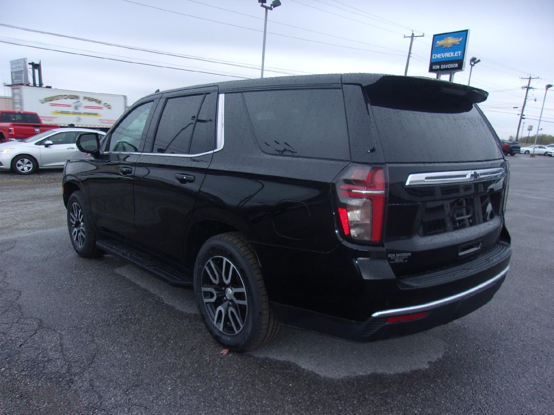 2021 Chevrolet Tahoe 4WD Commercial