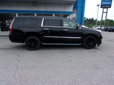 2017 Cadillac Escalade ESV 4WD