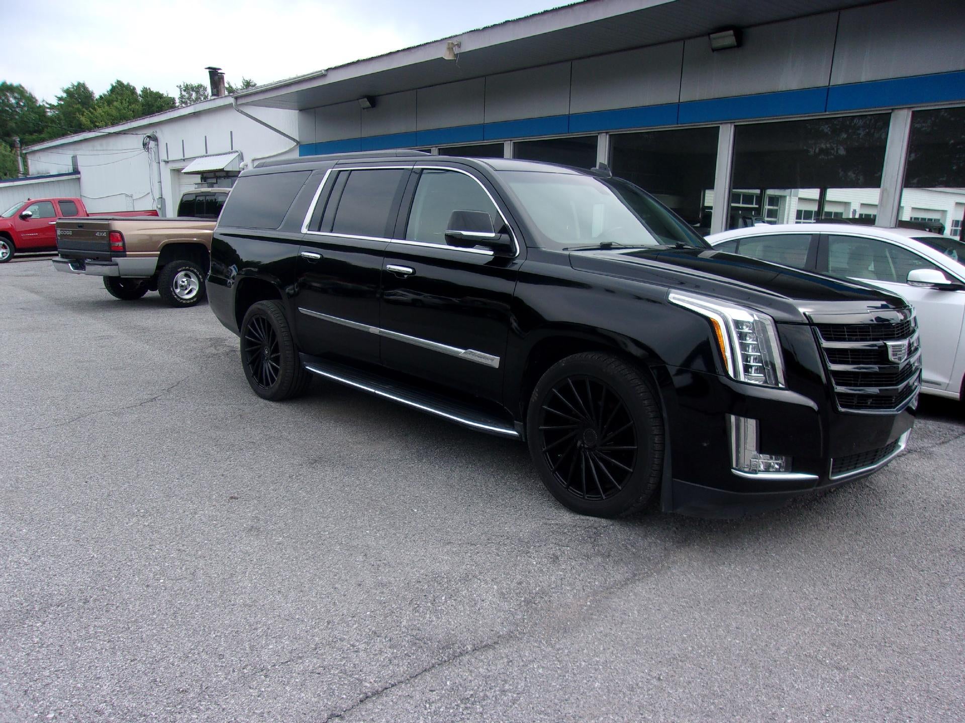 2017 Cadillac Escalade ESV 4WD