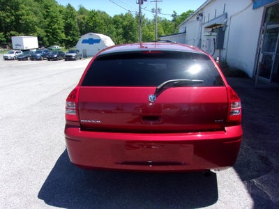 2005 Dodge Magnum SE