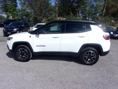 2025 Jeep Compass Trailhawk 4x4