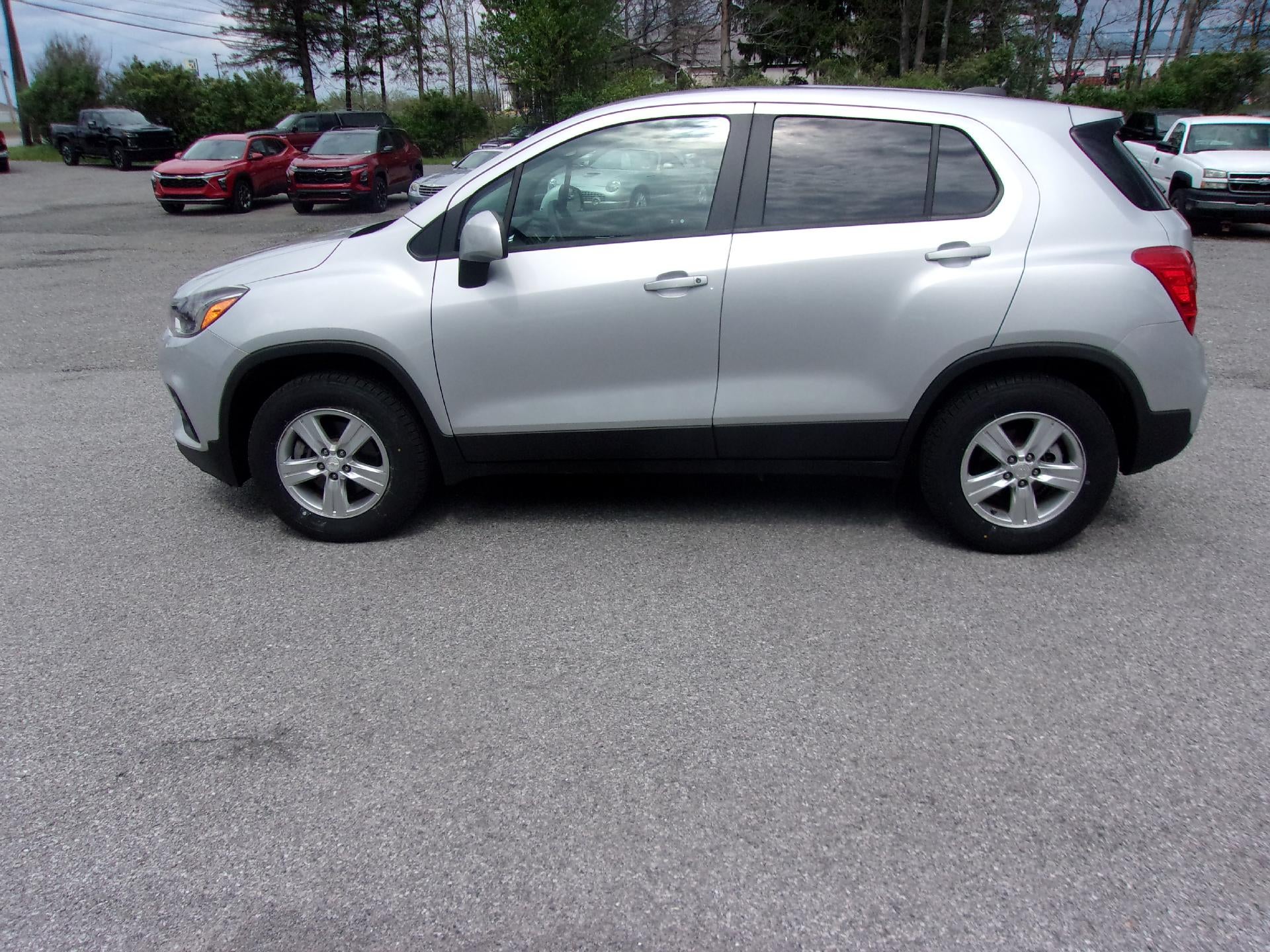 2019 Chevrolet Trax AWD 4dr LS
