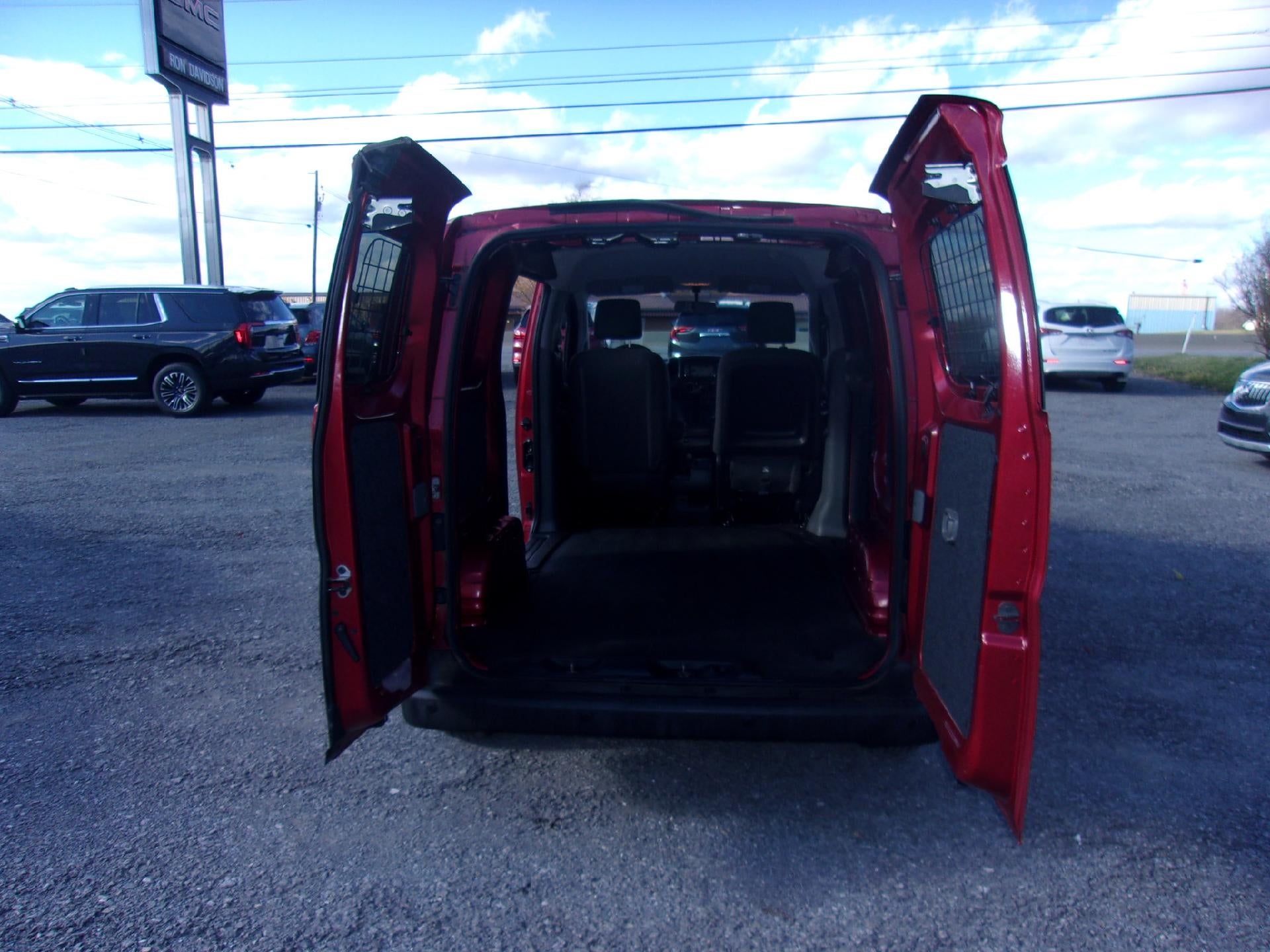 2017 Chevrolet City Express Cargo Van FWD 115" LT