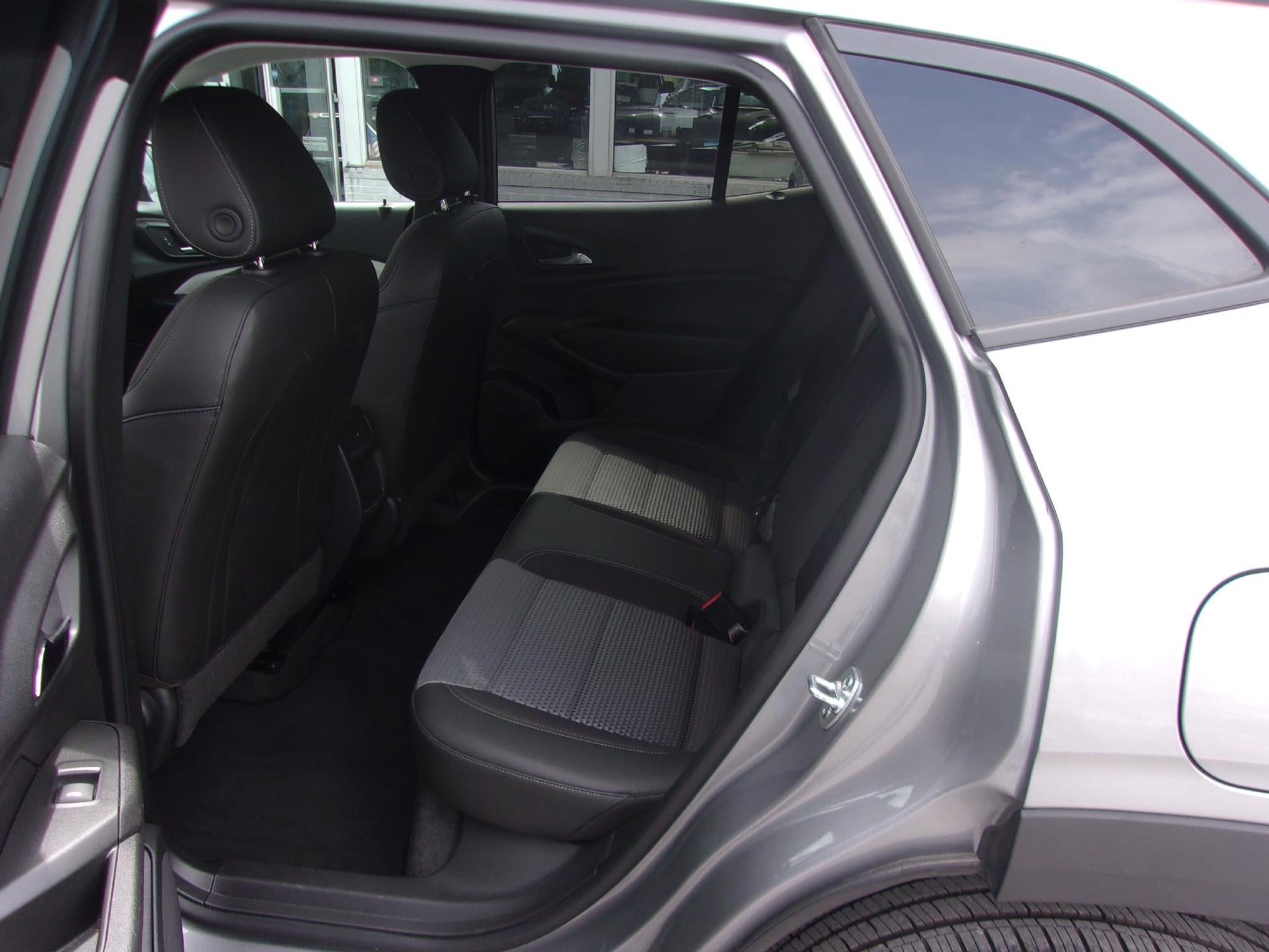 2025 Chevrolet Trax FWD 4dr LT