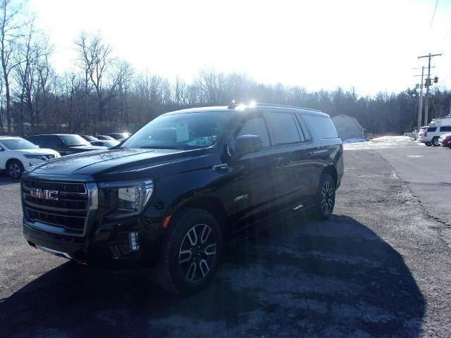 2022 GMC Yukon XL AT4